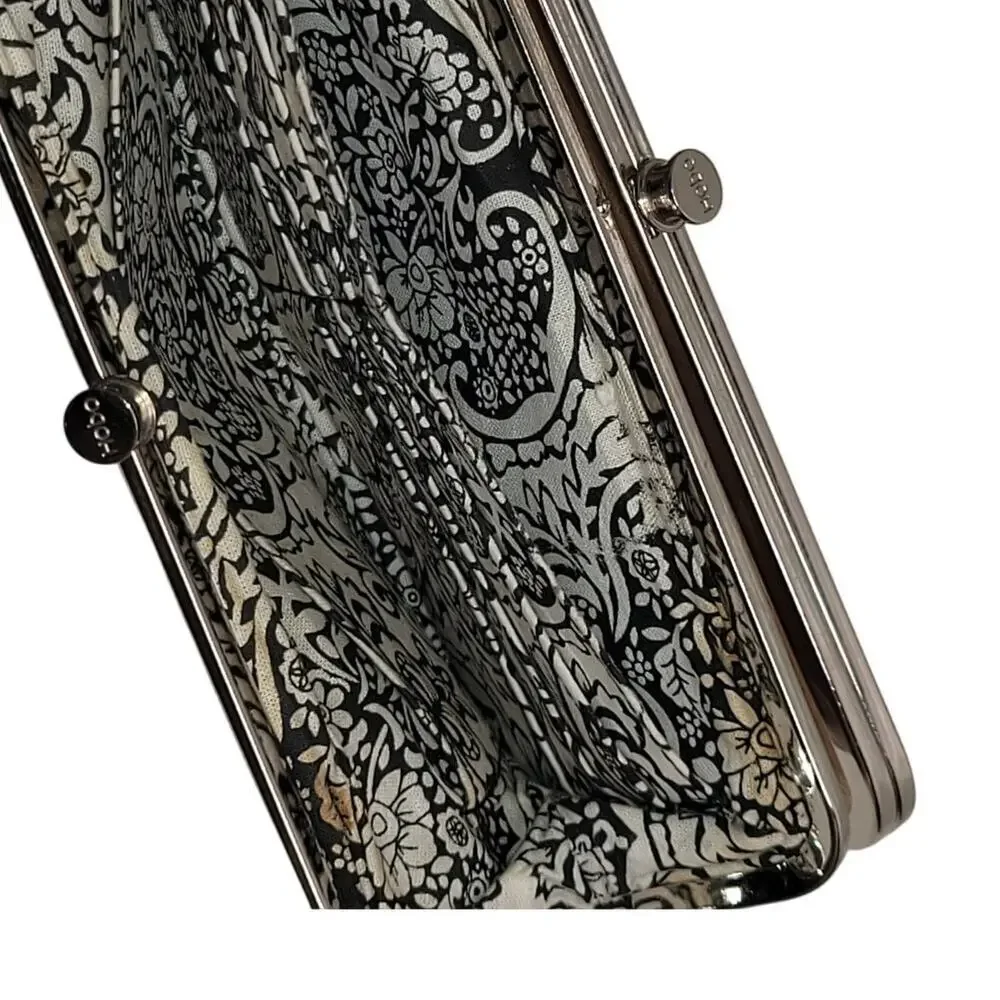 HOBO Lauren Clutch-Wallet - Picture 8 of 9
